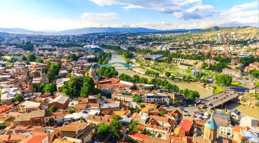 De beste leiebilvalgene i Tbilisi